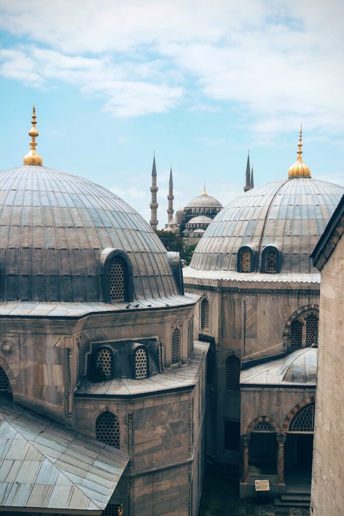 photography of mosque buildings